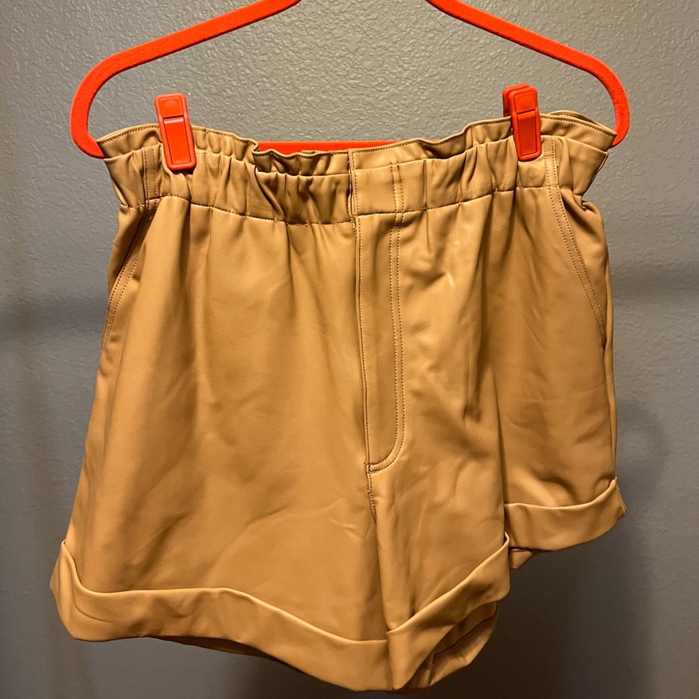 ABERCROMBIE AND FITCH FAUX LEATHER SHORTS